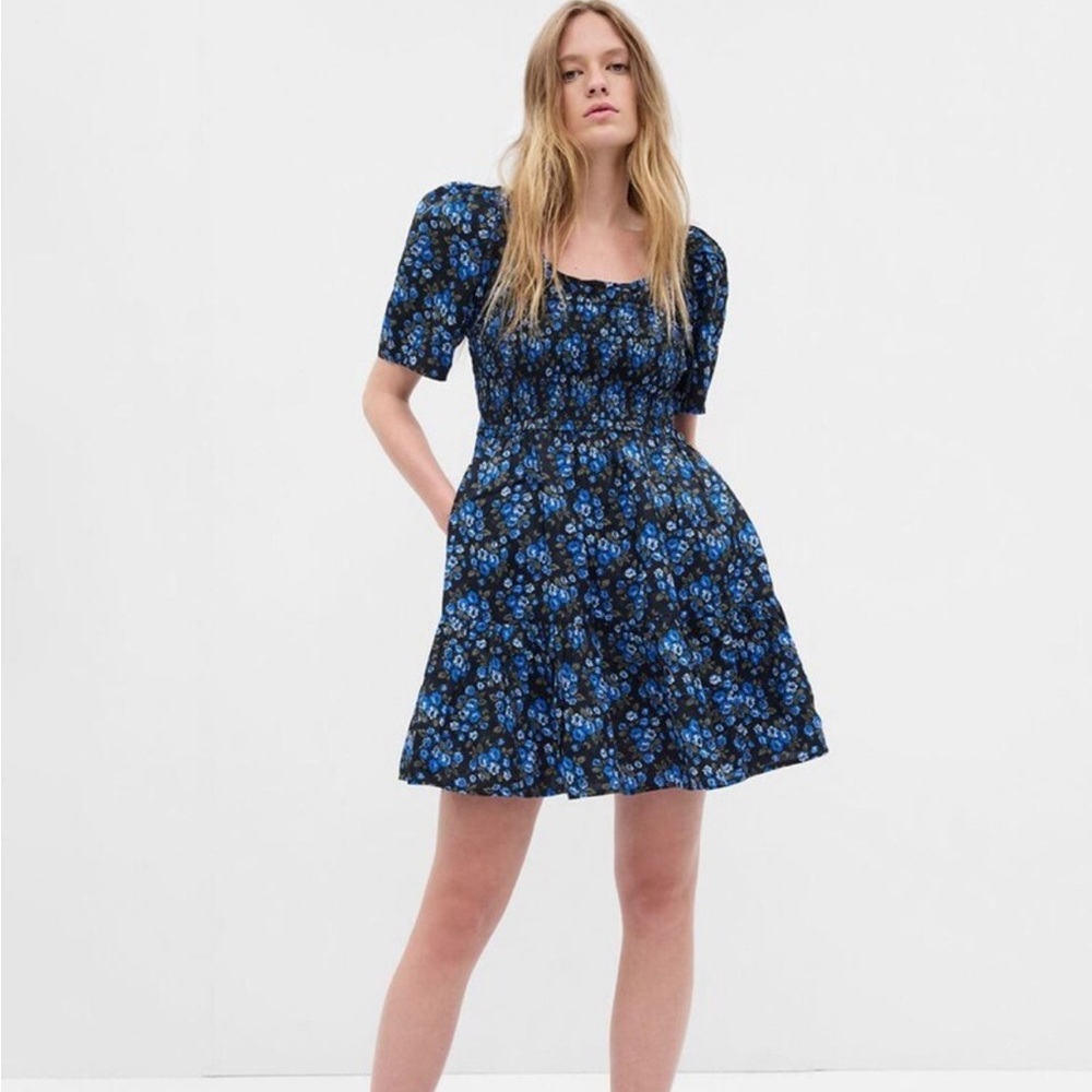 Gap puff dress